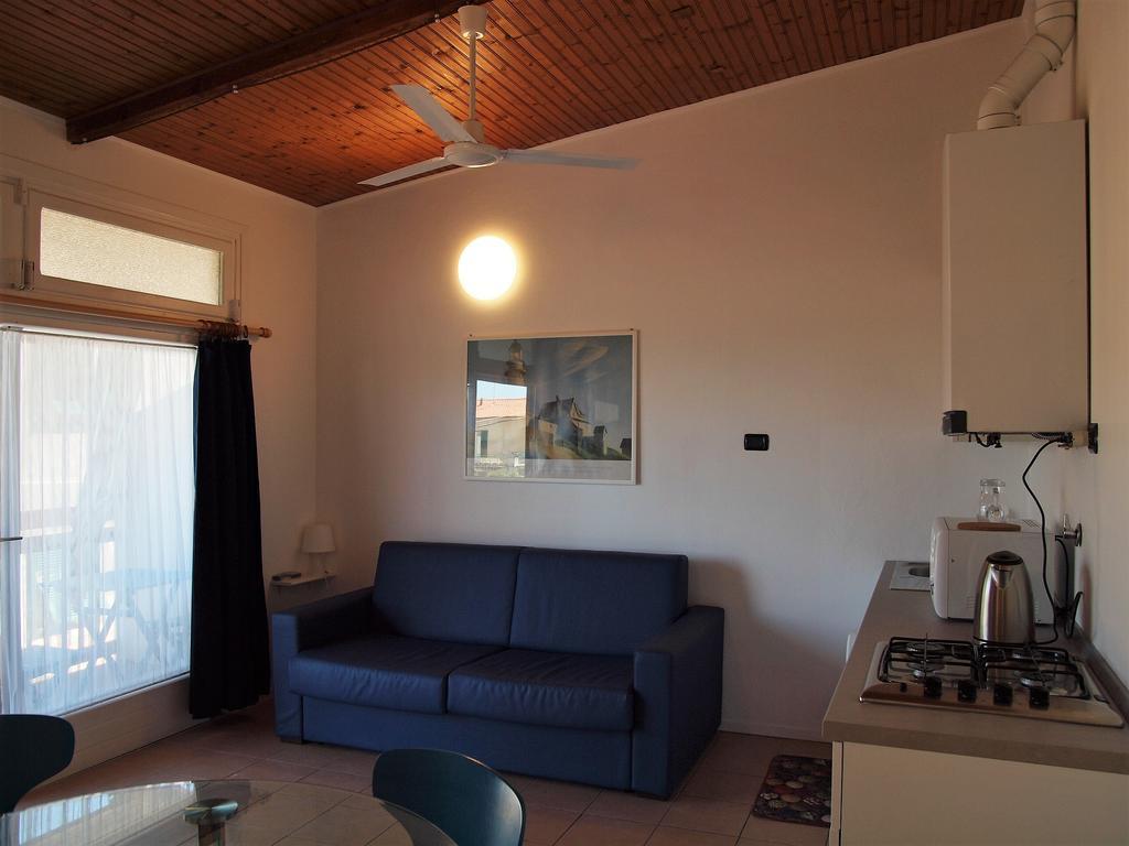 Casa Vacanze Bungalow I Girasoli Вентимилья Экстерьер фото
