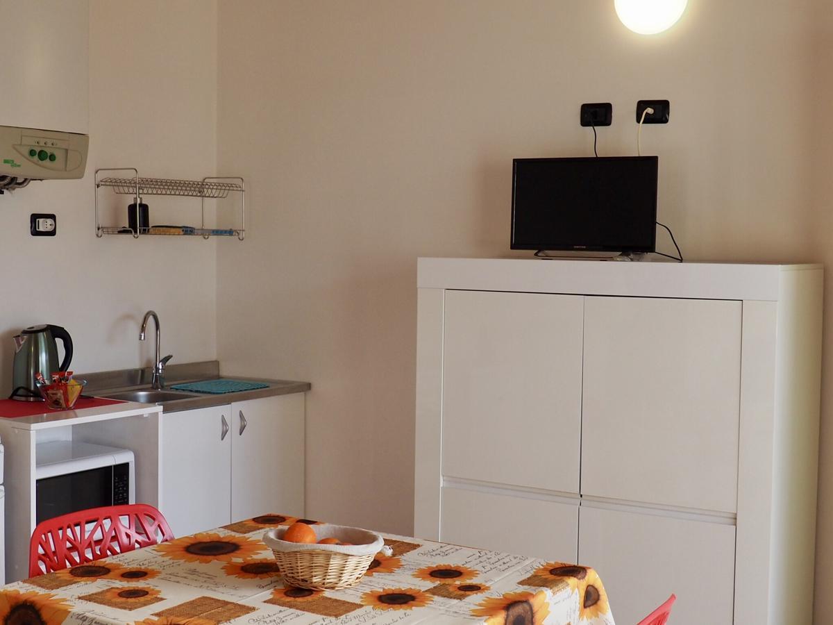 Casa Vacanze Bungalow I Girasoli Вентимилья Экстерьер фото