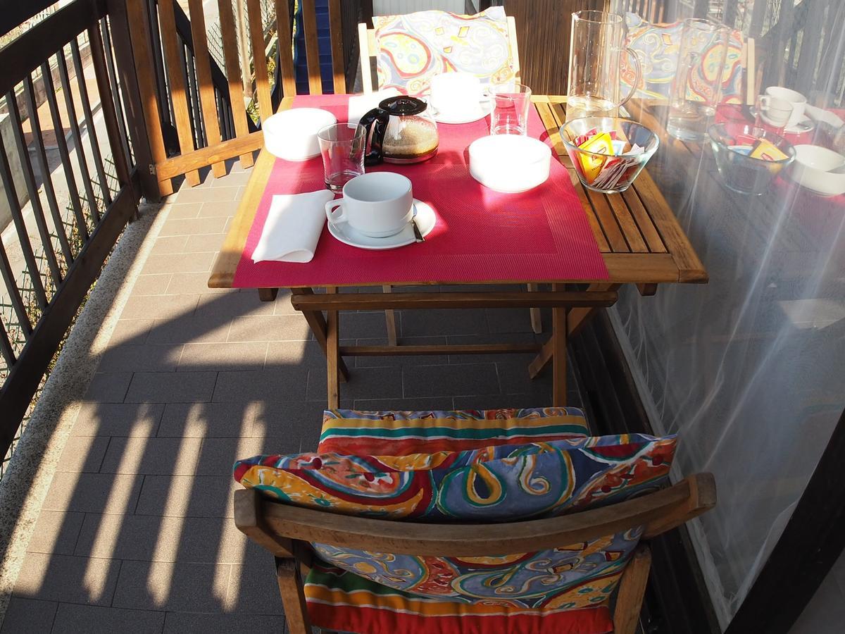 Casa Vacanze Bungalow I Girasoli Вентимилья Экстерьер фото